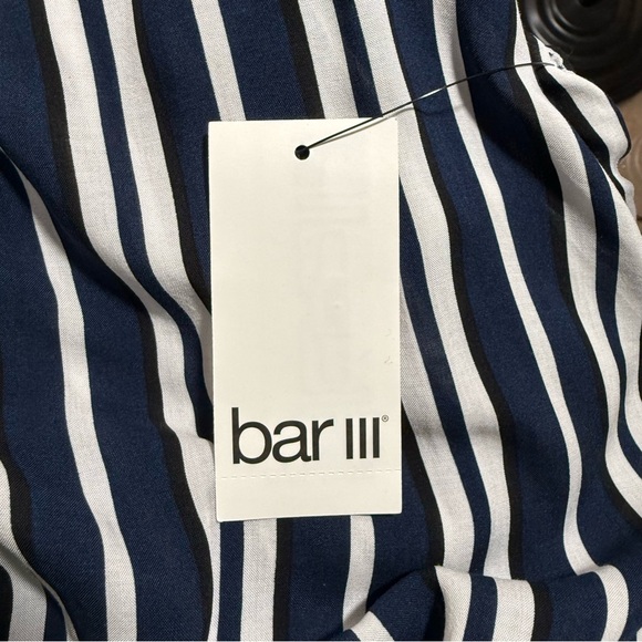NEW Bar III Pop Stripe Navy Blue And White Twist Front Button Down Blouse Size S - Picture 8 of 10